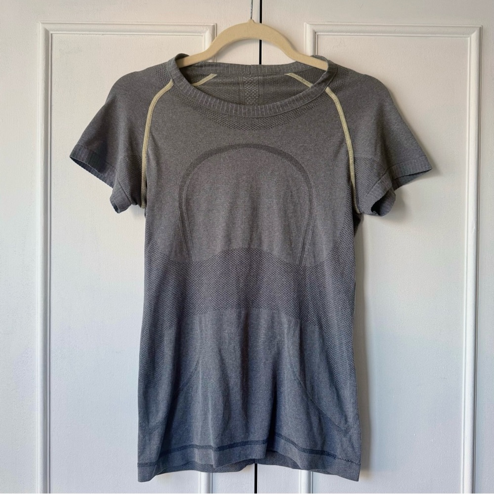 Lululemon Swiftly Tech Short Sleeve